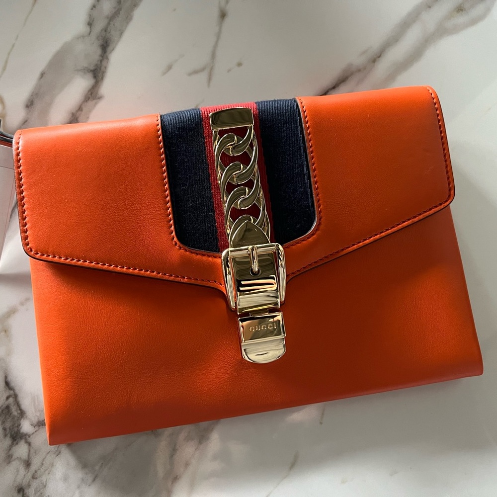Brand new Gucci clutch 💯 Authentic